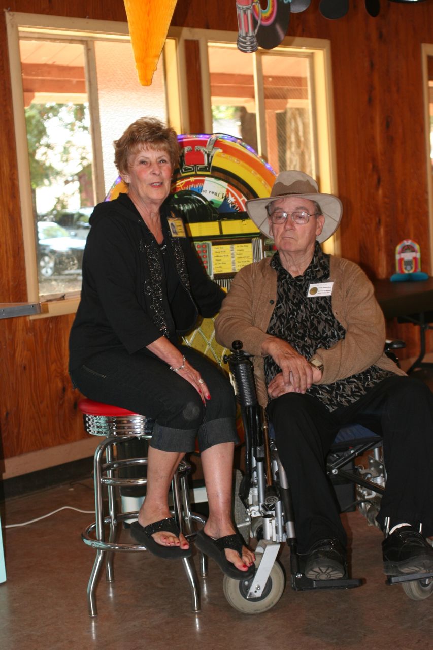 Bonnie (Wall) & Dale Holtzclaw