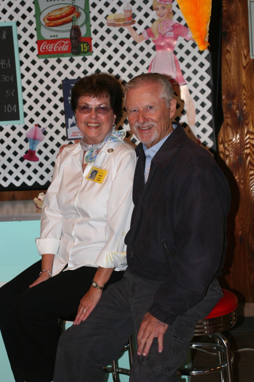 Joan (Terry) Lohr & Gary Lohr