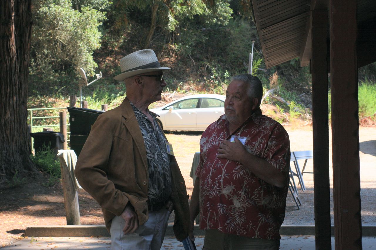 Jim Rodgers talking to Jim Stevinson